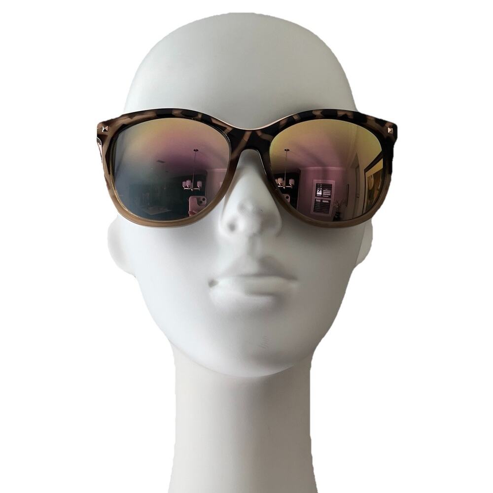 Guess Sunglasses Mirror Style Animal print frame, round shape, lightweight
